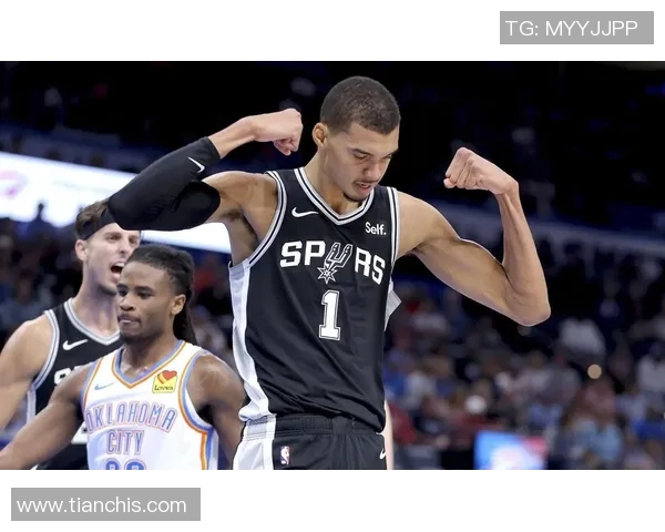 4月8日NBA精彩对决回顾马刺与雷霆的激烈较量录像回放分析 4月8日NBA精彩对决回顾马刺与雷霆的激烈较量录像回放分析