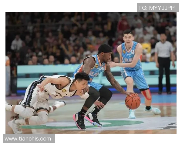 15-16赛季CBA常规赛新疆队对阵江苏队精彩回顾与赛况分析