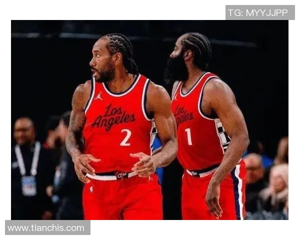 快船张狂补强现在倒数第三,伦纳德摆烂了,哈登甩手了,保罗认命了 快船张狂补强现在倒数第三,伦纳德摆烂了,哈登甩手了,保罗认命了