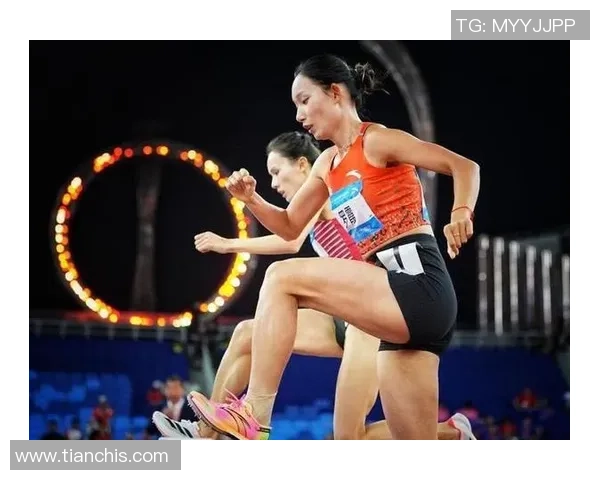 滇中玫瑰凛然开放！罗霞十五运女子3000米障碍赛全程领跑强势夺冠